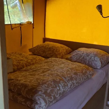 Luxury tent De Bosrand *