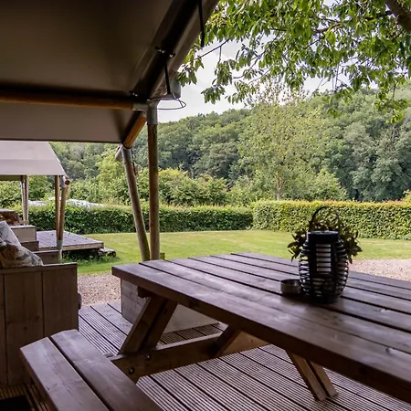 Luxe tent De Bosrand *